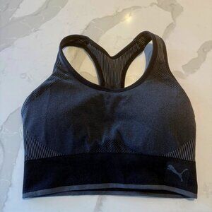 ✨CLOSET CLEAR OUT ✨ PUMA - Black with grey sports bra